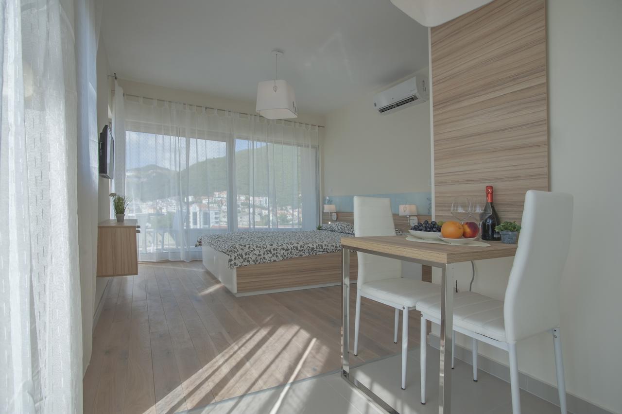 Jk Suites Budva Eksteriør bilde